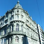 Edificio El Moderno, 1.902 شقة *