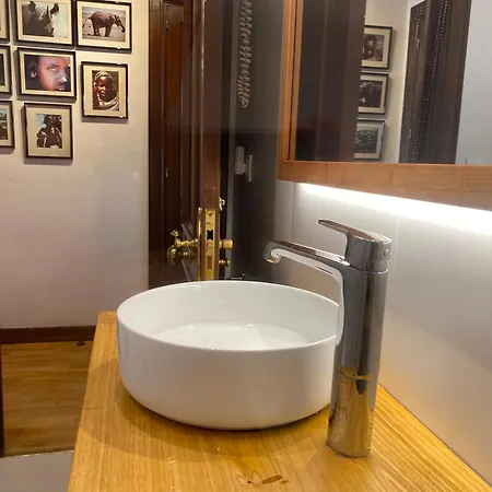 Edificio El Moderno, 1.902 * Vigo