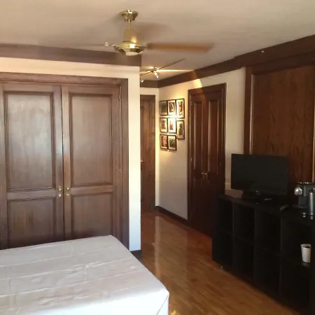 Apartment Edificio El Moderno, 1.902 *