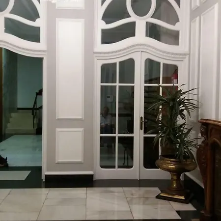 Apartman Edificio El Moderno, 1.902