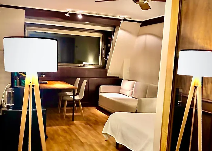 Edificio El Moderno, 1.902 Vigo