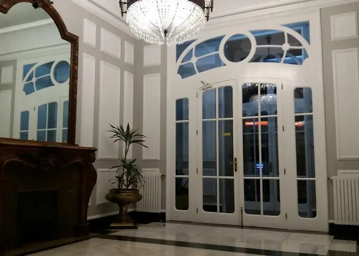 Edificio El Moderno, 1.902 Apartment *